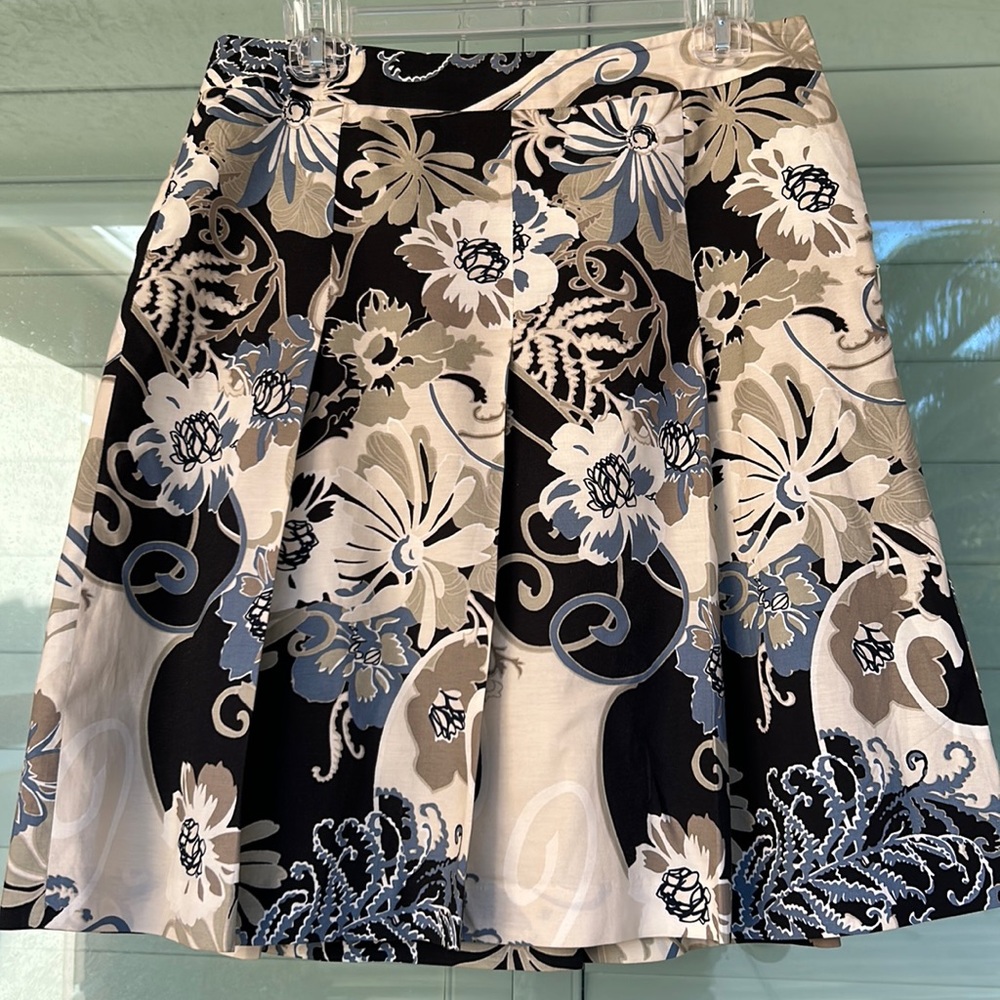 ANN TAYLOR Multicolor Floral Print Pleated Side Zipper Petite Skirt Size 6p